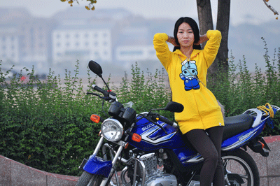DSC_951400.gif